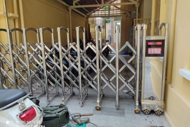 CỔNG XẾP ĐẨY NGANG