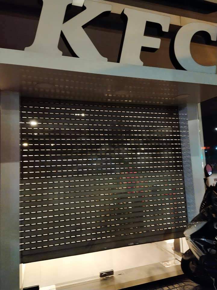 sửa chữa ở KFC